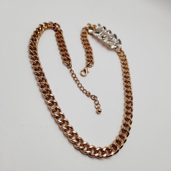 Vintage Gold Chain Necklace with Clear Rhinestone Accent 22 Inch Adjustable - Picture 5 of 8